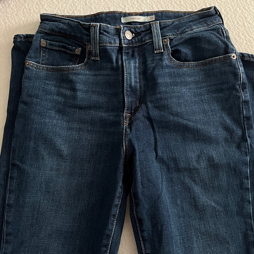 Levi’s 726 Flared Jeans - Picture 4 of 9